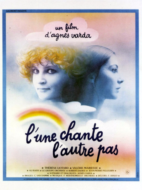 L'une chante, l'autre pas