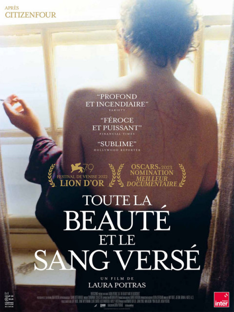 Toute la beauté et le sang versé Toute la beauté et le sang versé