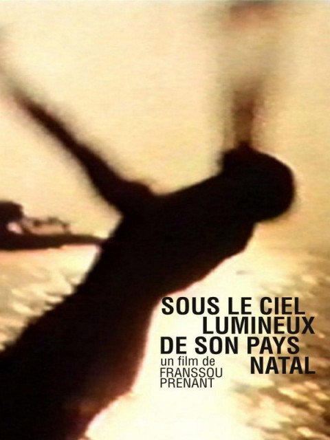 Sous le ciel lumineux de son pays natal Sous le ciel lumineux de son pays natal