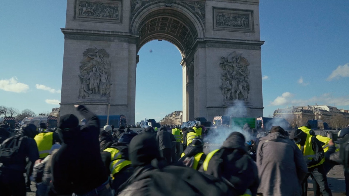 UN ÉCRAN DES DROITS : Un peuple de Emmanuel Gras