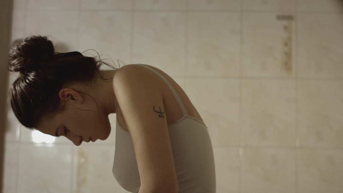 Women do cry de Mina Mileva et Vesela Kazakova 