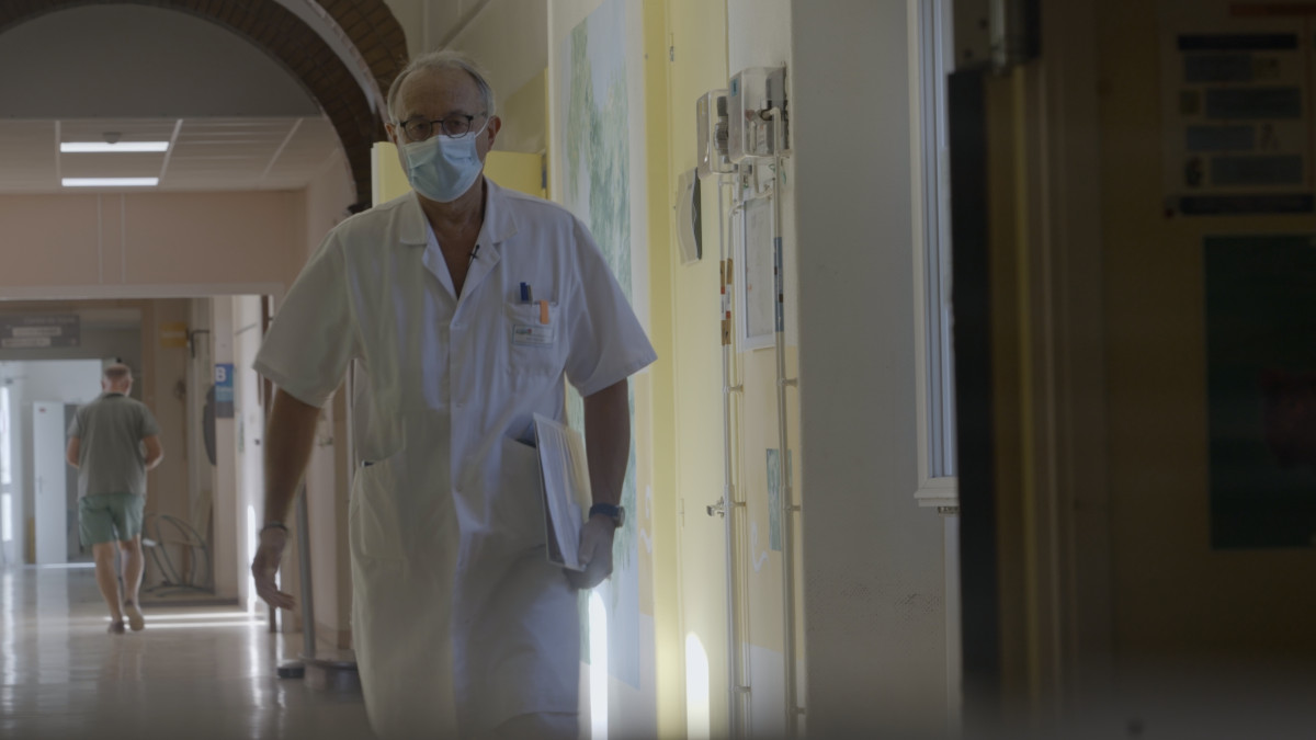 DU CÔTÉ DE LA VIE, LE CINÉ-CLUB DE L'INSTITUT CURIE : VIVANTS de Victor Grange suivi d'une rencontre
