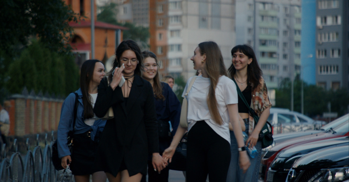 Avant-première : PREMIÈRES CLASSES en présence de la réalisatrice Kateryna Gornostai