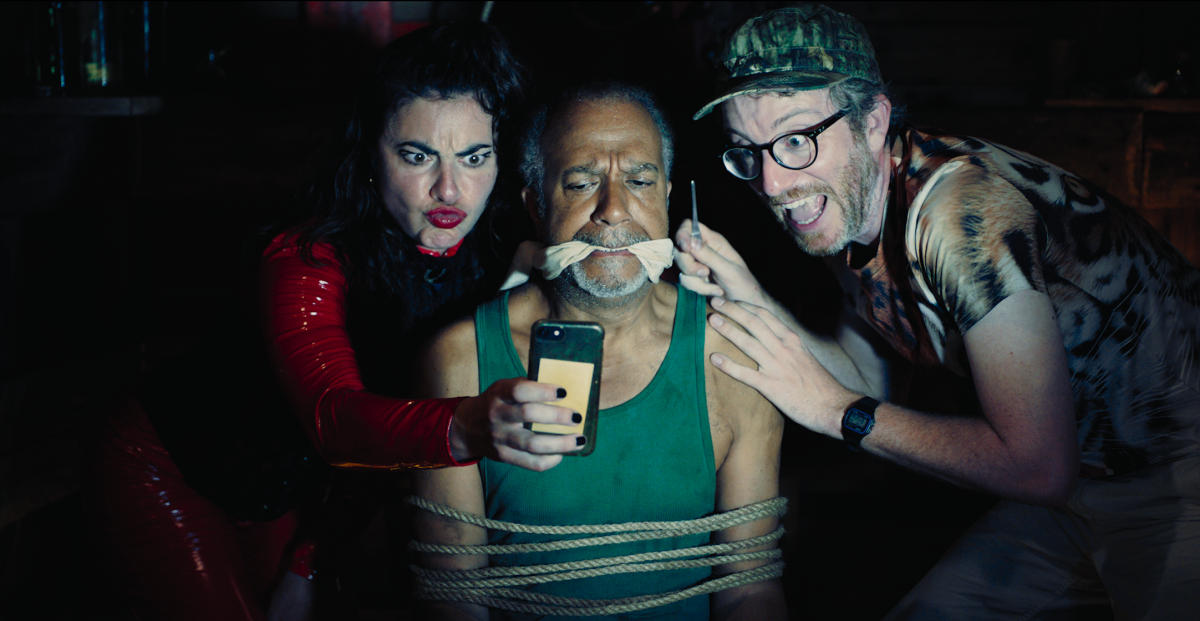 AVANT-PREMIÈRE : VADE RETRO d'Antonin Peretjatko, suivi d'une discussion avec le réalisateur et l'équipe du film