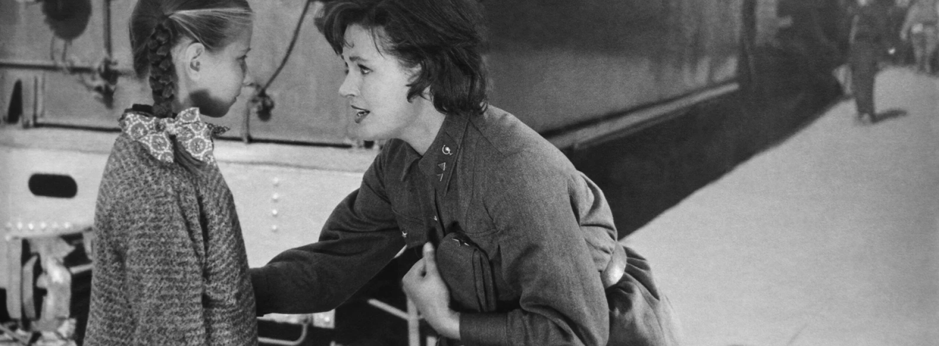 LES CINESTHÉSIES d'Opium Philosophie : BONJOUR, C'EST MOI ! de Frounze Dovlatyan